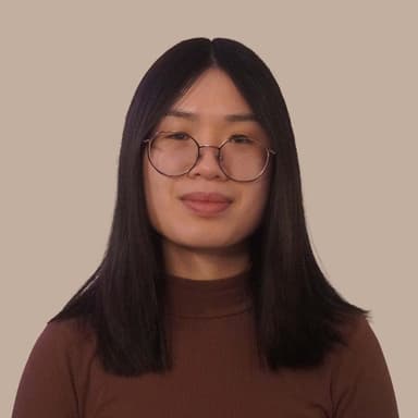 Hannah Van portrait
